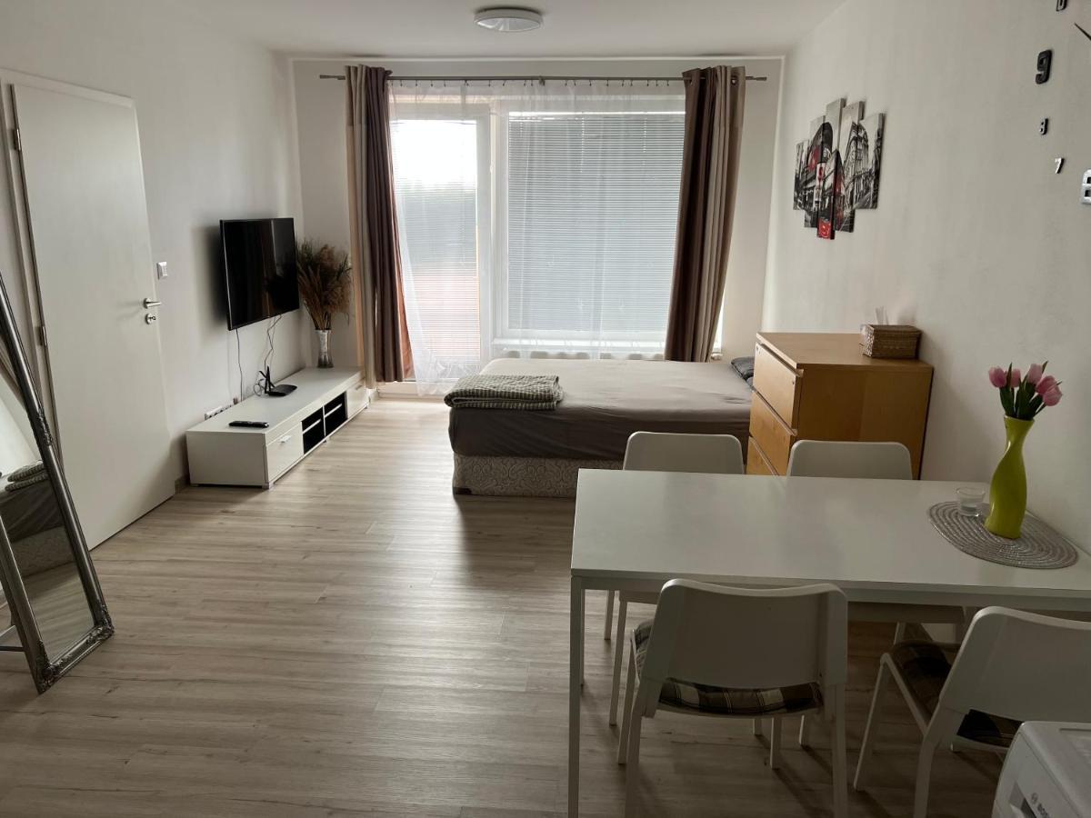 Beautiful 2 Bedroom Apartment Prostějov Extérieur photo